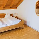 Hotel Veduta Cinuos-Chel