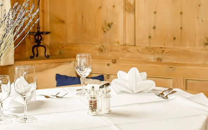 Veduta Otel Cinuos-Chel