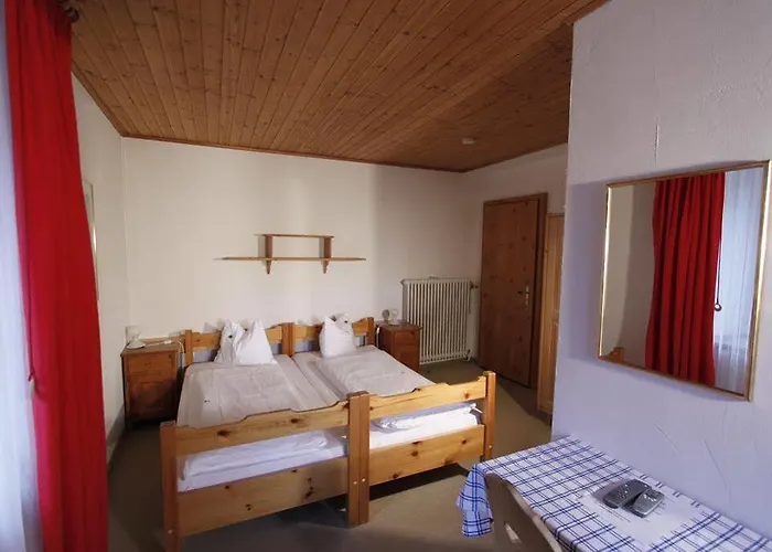 Otel Veduta Cinuos-Chel