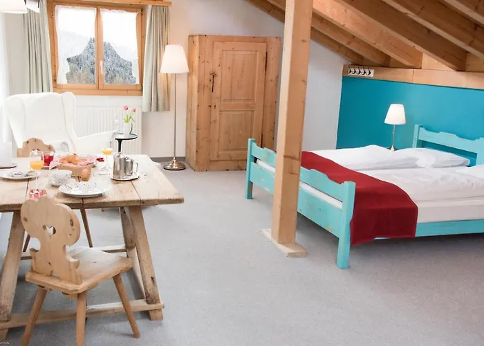 Veduta Hotel Cinuos-Chel