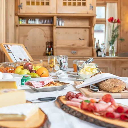 Veduta Ξενοδοχείο Cinuos-Chel